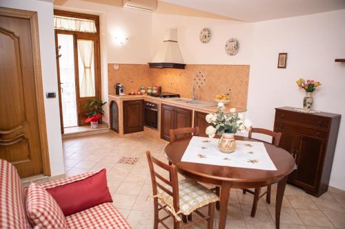 Marina di Caronia House | Casa Caronia marina near Cefalù