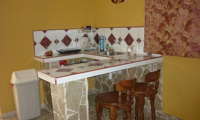 Holguin House | Casa Cary