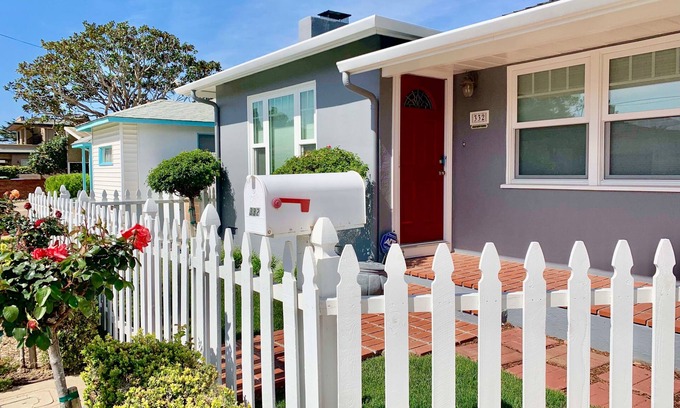 Shell Beach House | Casa Charo - 2/2 BEST pet friendly little cottage in Shell Beach