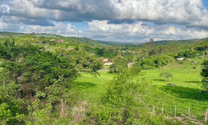 Boa Vista House | Casa com Piscina em Gravatá, Perto do Centro, 4 Quartos Todos com Suíte