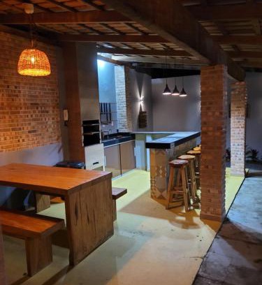 Nova Vicosa House | CASA COM PISCINA no CENTRO