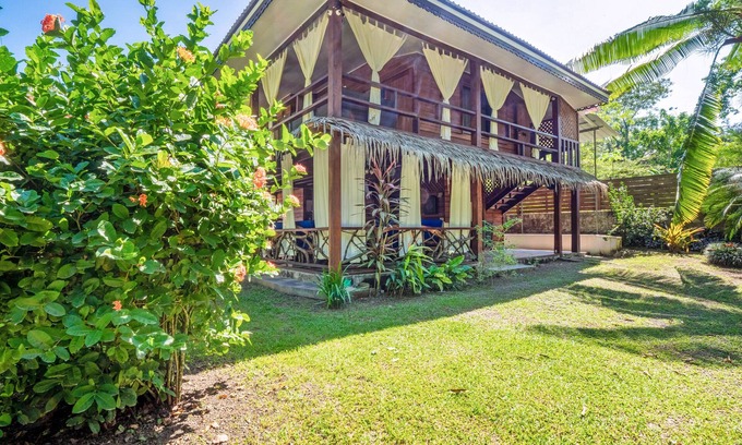 Cahuita House | Casa Creole - Private, Secure, Steps from the Beach