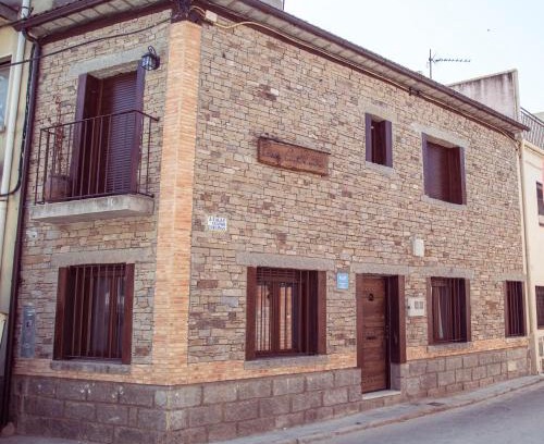 Sotillo de la Adrada House | CASA CUATRO ESQUINAS