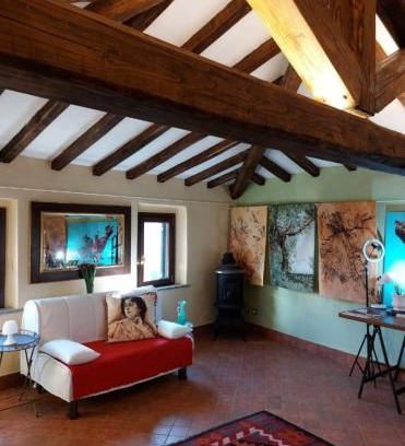 Soriano nel Cimino House | Casa d'artista: E poi tornarono le rondini.