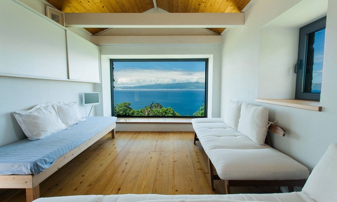 Pico House | Casa da TerraltaView Pico Island Superb View over the São Jorge Azores Canal