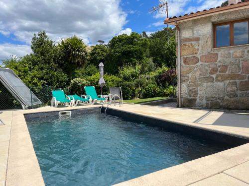 Cova House | Casa da Lage - Piscina Sazonal - Vistas rio - Gerês