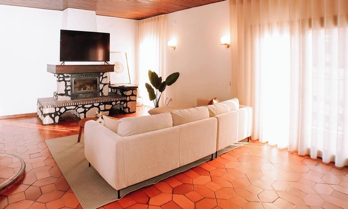 Peso da Regua House | Casa da Laranja by QuantiquenA casa de férias ideal para grupos
