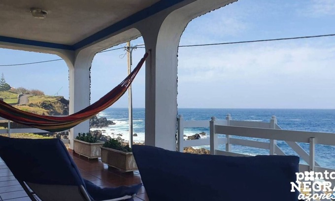 Biscoitos House | Casa da Maresia - By Ponta Negra Azores