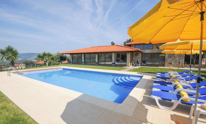 Aborim Villa | Casa da Pedra - Three Bedroom Villa, Sleeps 6