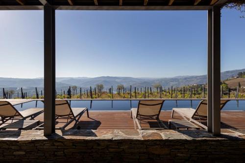 Peso da Regua House | Casa da Quinta de Santa Cruz - Private Pool - Douro Valley - by MET