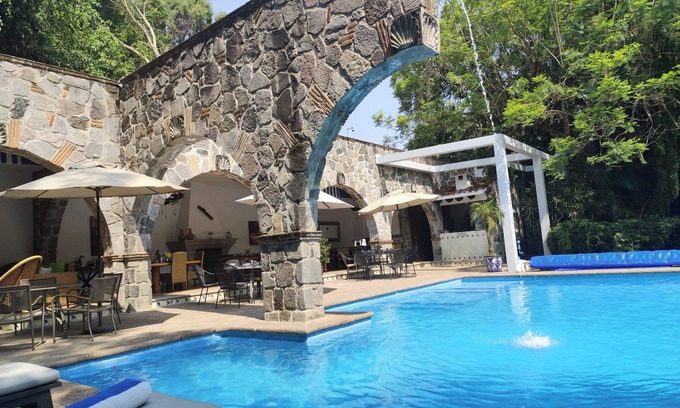 Rancho Cortes Hotel | Casa de las Conchas Cuernavaca