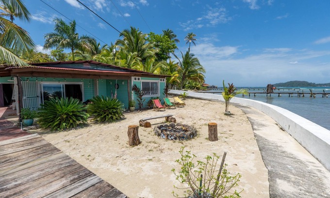 Carenero Island House | Casa del Fuego- Caribbean Magic
