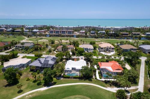 Beachview Country Club Estates Villa | Casa Del Mar- Stunning Villa with Pool and Spa