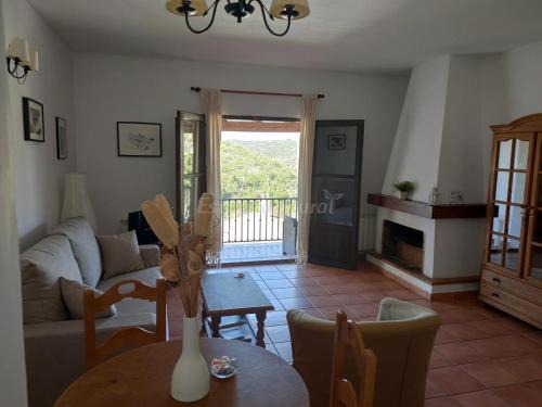 Olmeda de las Fuentes Apartment | Casa del Medico