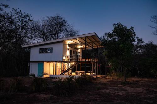 Avellanas Beach House | Casa Del Oeste, Playa Avellanas Beach House