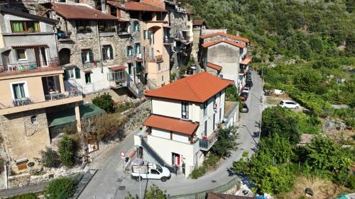 Rocchetta Nervina House | Casa del sole