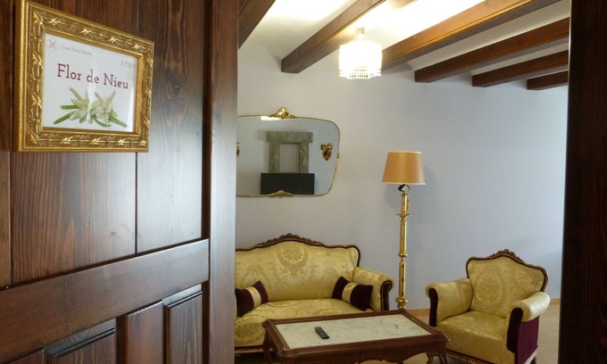 Boltana Apartment | Casa Dieste tourist apartments - Flor de Nieu apartment