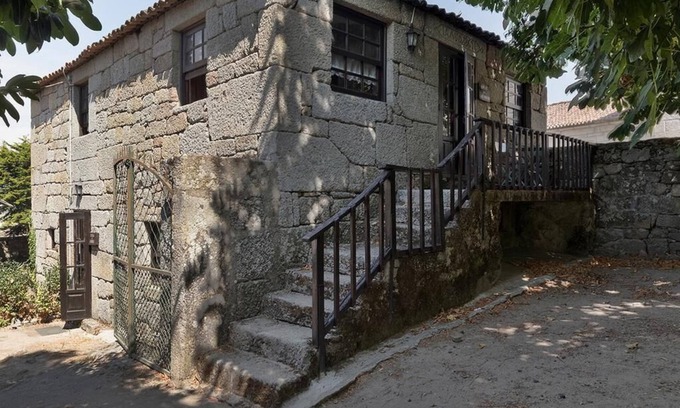 Chaves House | Casa do Castanheiro/Quinta de Santa Isabel - Apartment II