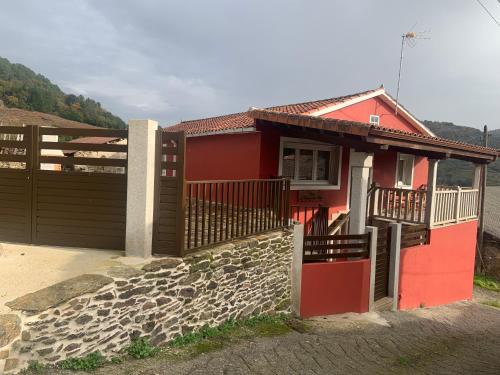 Chantada House | Casa do Feligrés e da Alsira