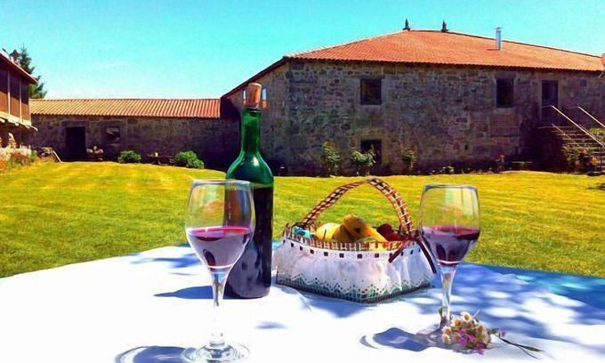 Chantada Cottage | Casa do Portomeñe for 20 people