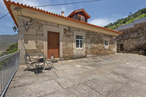 Armamar House | Casa Do Riacho - Douro