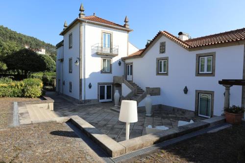 Facha Villa | Casa dos Macieis - Separate Wing of Main House, Entire Main House or Entire Guesthouse - Camino Santiago direct access & Optional Agritourism