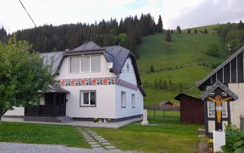 Ciocanesti House | Casa Dumitru si Elena Ciocanesti Bucovina
