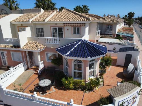 Quesada House | Casa Elena luxury family holiday home 4-8 persons
