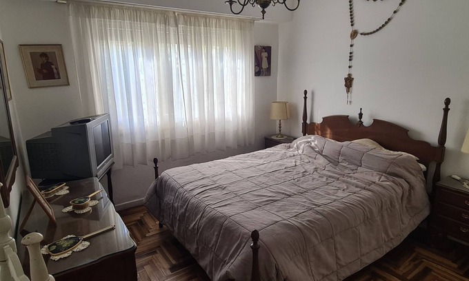 Canuelas House | Casa en Cañuelas Centro! Para 5 Personas Mascotas Bienvenidas!