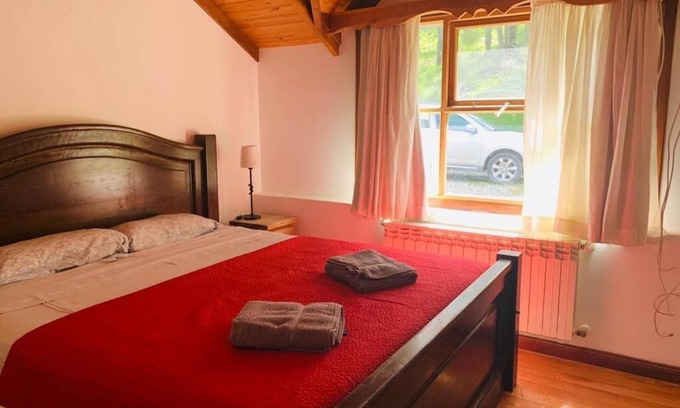 Province of Tierra del Fuego Ski Chalet | Casa en Ushuaia Ideal Para Grupos de 7 a 14 Personas