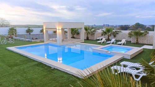 Fuentes de Andalucia House | Casa FERTONIA