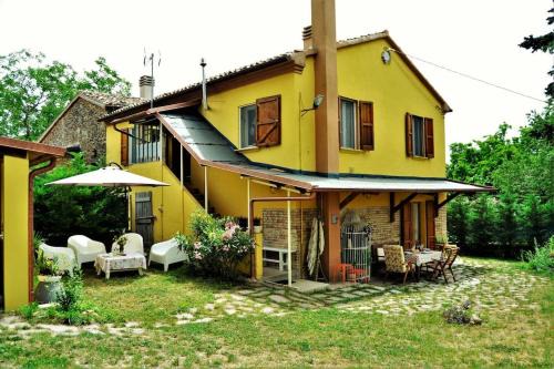 Montefelcino House | Casa Fiorenza