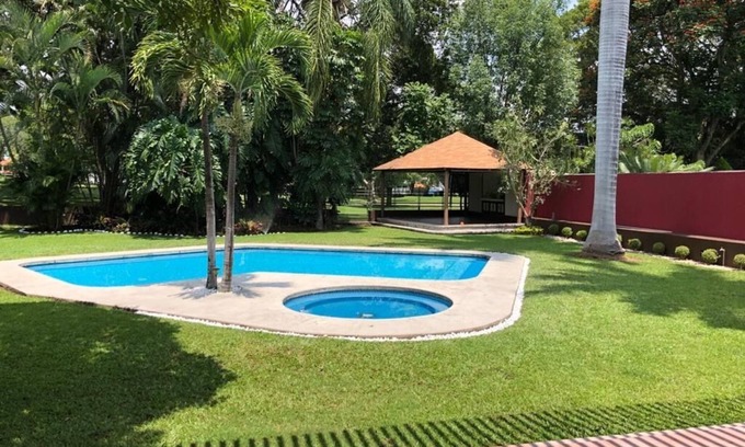 Cuernavaca House | CASA FLAMBOYAN