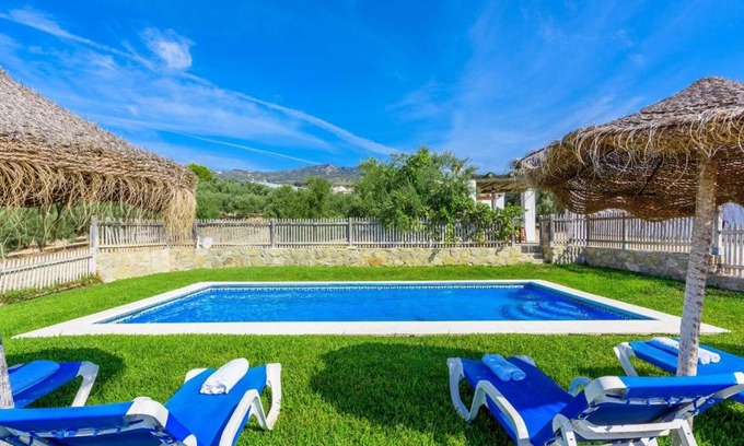 Antequera Villa | Casa Francisca Antequera - La Higuera by Ruralidays