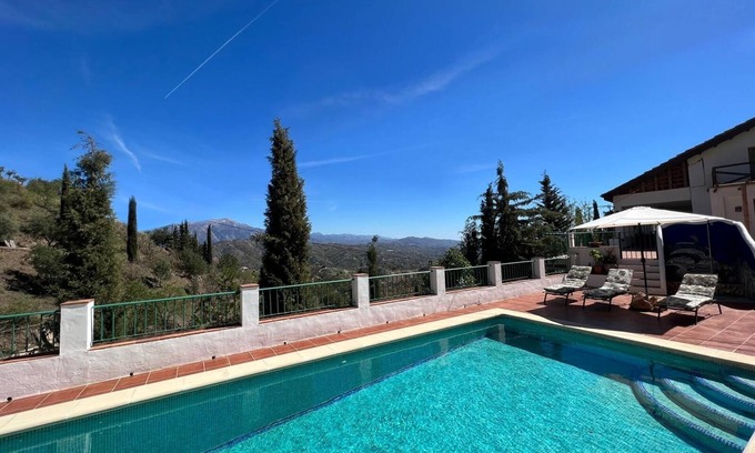 Comares Villa | Casa Ganga | Holiday villa for the whole family in Spain