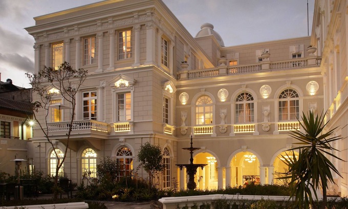 Quito Historic Center Hotel | Casa Gangotena