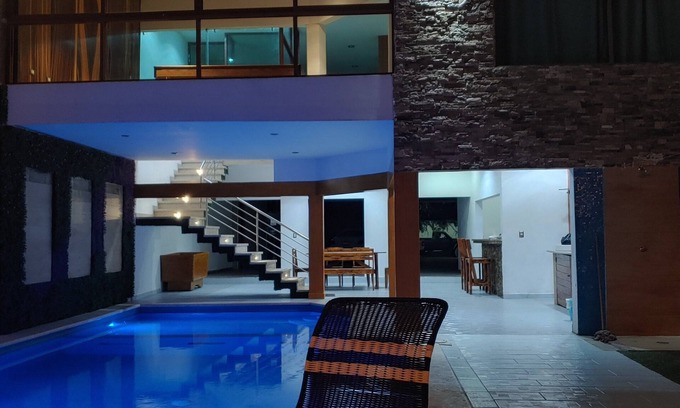 Culiacan House | Casa Grande Vacacional Alberca. Cochera Privada