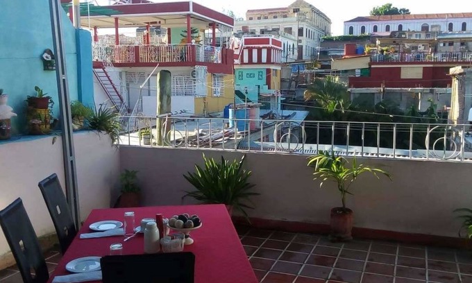 Tivoli House | Casa Jose