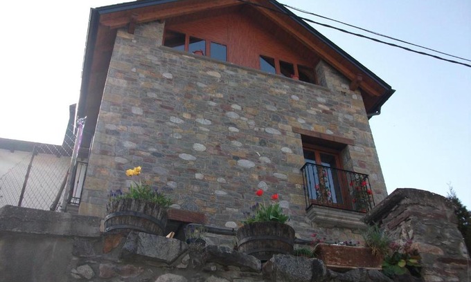Larrede House | Casa La Bordeta Remondillo