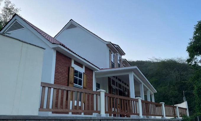 Jalpan de Serra House | Casa la CEIBA