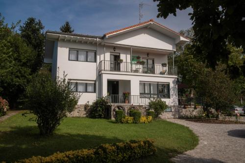 Colindres Villa | Casa La Quinta