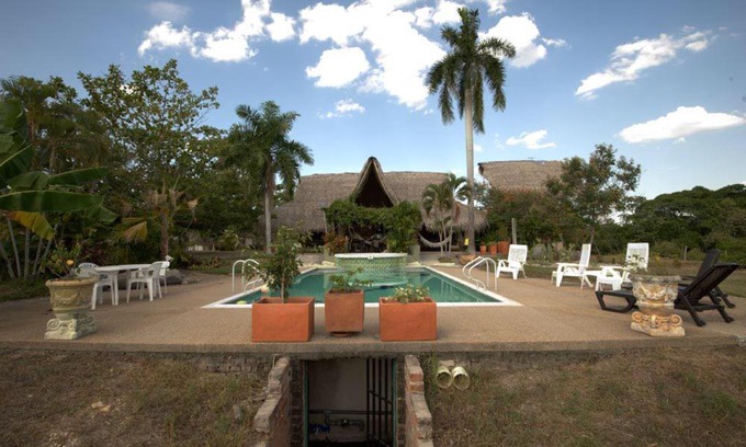 Tolima Department House | Casa los Almendros