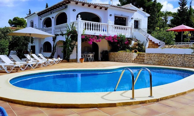 Paichi Villa | Casa Los Arcos Moraira - 5 bed luxury villa walking distance to Moraira Centre
