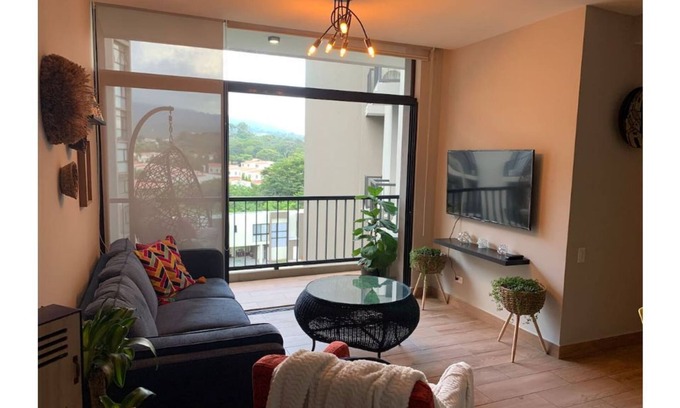 Santa Tecla Apartment | 🌙Casa Luna🌙 Comfortable & Centric Apt-Santa Tecla