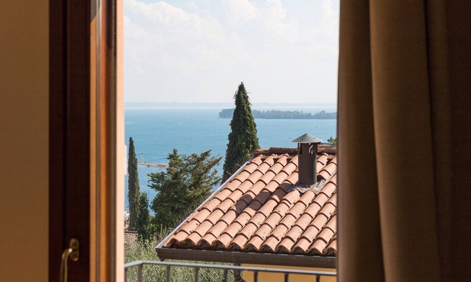 Gardone Riviera Villa | Casa Manuela in Gardone Riviera