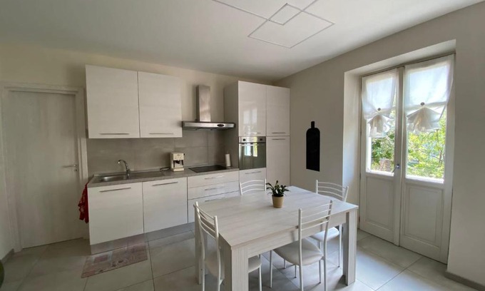 Madonna dell'Olmo Apartment | Casa Martina