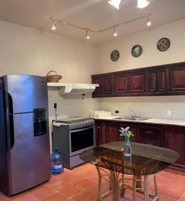 Piste House | Casa Mex