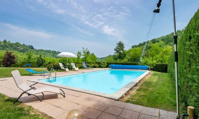 Ferrere House | Casa Nocciola by Interhome