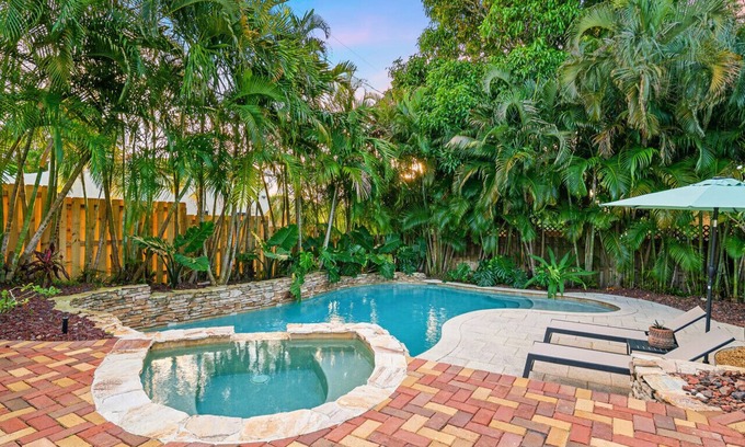 Palm Beach - West Palm Beach House | Casa Palmeras - Pool, Mins to DT + Beach