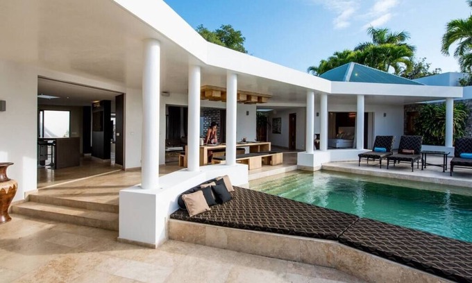 Public House | CASA PARAISO/Gustavia's Retreat with Pool !
